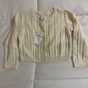 Baby Gap NWT ivory sweater. 12-18 months. Perfect condition